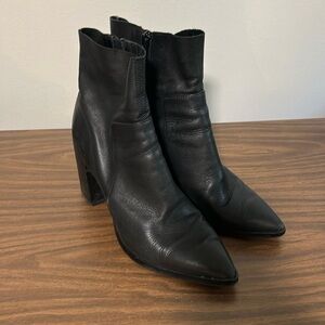 Tony Bianca Black Heeled Boot